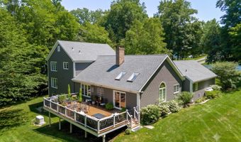 12 Lyndenwood Dr, Brookfield, CT 06804