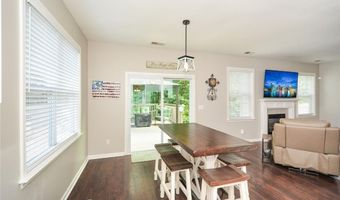 4506 Columbus Cir, Acworth, GA 30101