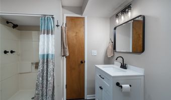 48304 State Route 113, Amherst, OH 44001