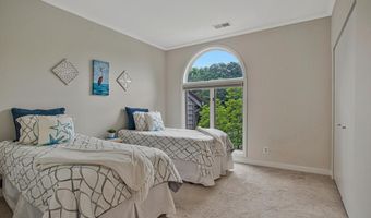 7048 HARBOUR VILLAGE Ct #202, Annapolis, MD 21403