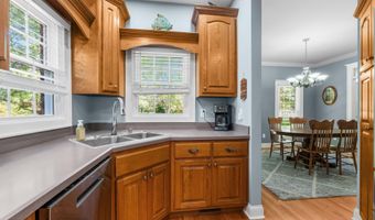 206 S Charity Hts, Bardstown, KY 40004