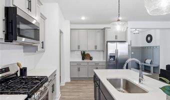 5244 Yorktown Ct NE, Alexandria, MN 56308