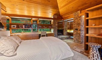 749 Stillmont Cir, Cashiers, NC 28717