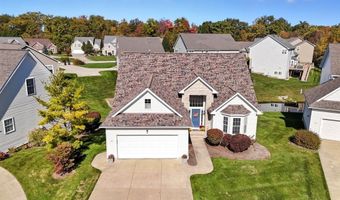 617 Eaton Dr, Aurora, OH 44202