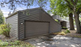 827 E WINDFIELD Pl, Appleton, WI 54911
