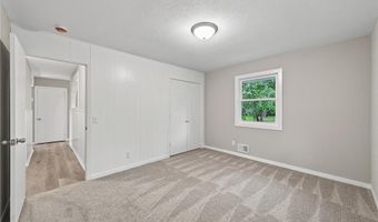 729 40th Ln, Anoka, MN 55303