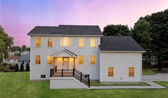27 SOAR Way, Newport, RI 02840