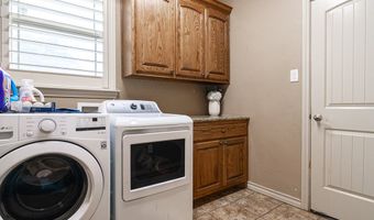 1301 NW 5th St, Andrews, TX 79714