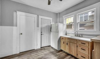 56 Vesper St, Akron, OH 44310