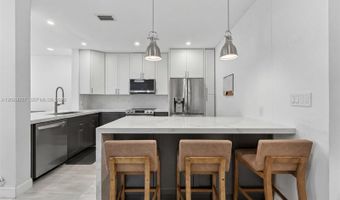 21388 Marina Cove Cir 16-G, Aventura, FL 33180