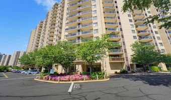 203 YOAKUM Pkwy 910, Alexandria, VA 22304