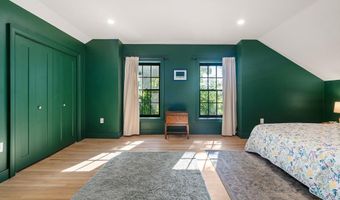 22 Kenilworth St, Boston, MA 02119