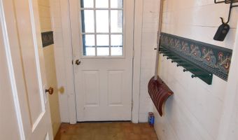 569 Buck Hill Rd, Arlington, VT 05250