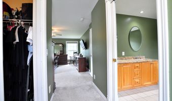 34 Chippenwood Ln, Bristol, CT 06010
