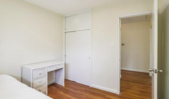 6049 AVON Dr, Bethesda, MD 20814