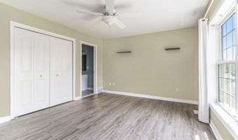 1017 Bluestem Ln, Ann Arbor, MI 48103