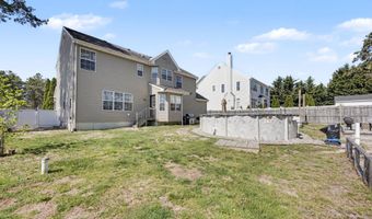 8 Avalon Ave, Barnegat, NJ 08005