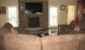 550 Egenolf Pl, Bayville, NJ 08721