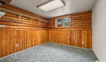 21624 Sean St, Chugiak, AK 99567
