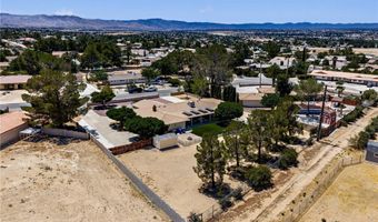 19082 Tecumseh Rd, Apple Valley, CA 92307