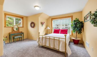 2685 Clay Creek Way, Ashland, OR 97520