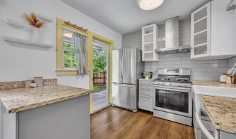 826 GARDEN Plz, Orlando, FL 32803