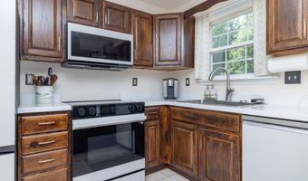 20 TURNINGLEAF Ct, Dover, DE 19904