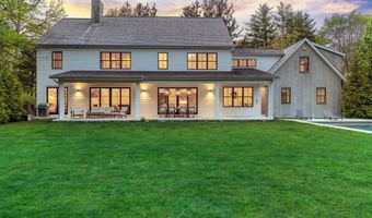 13 Sunswyck Rd, Darien, CT 06820