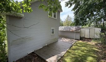 2 Sherwood St, Branford, CT 06405