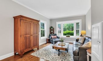42037 N Old Lake Ave, Antioch, IL 60002