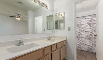 2875 W HIGHLAND St 1102, Chandler, AZ 85224