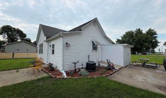 84 Hardy St, Akron, IA 51001