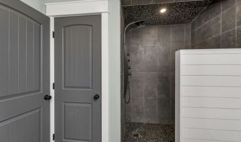 54 Dutile Rd, Belmont, NH 03220