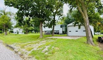 401 N Kenyon St, Albany, MO 64402