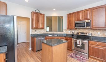 511 SUNLIGHT Ln 3, Berlin, MD 21811