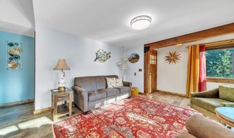 2353 C Addy Gifford Rd, Addy, WA 99101