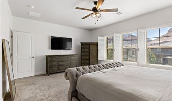 5742 Shadow Bend Dr, Las Vegas, NV 89135