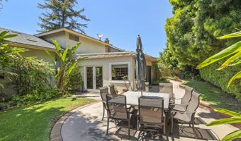 124 Reddington Ct, Camarillo, CA 93010