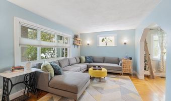 94 Rawson Rd 94, Arlington, MA 02474