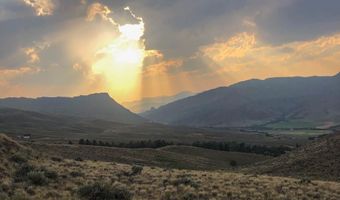 174 Hawk Dr, Cody, WY 82414