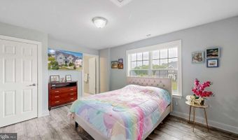 43 FLICKER Ct, Dover, DE 19904
