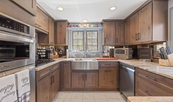93 Island View Rd, Acton, ME 04001