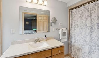 107 Kennebunk Rd, Alfred, ME 04002
