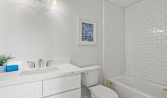 0 Greenwich Blvd 110, East Greenwich, RI 02818