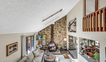 25 Arciel Dr, Albrightsville, PA 18210