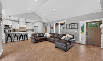 22404 S FOREST PARK Rd, Beavercreek, OR 97004