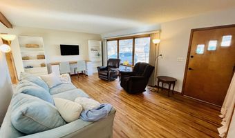 117 Elizabeth Dr, Aberdeen, SD 57401