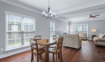 1666 ARLINGTON PARK Cir, Albany, GA 31701