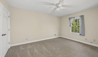 2205 Star Ln, Albany, GA 31707