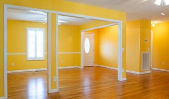 372 Brookside Dr, Algood, TN 38506